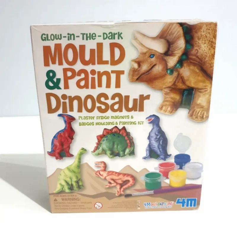 Un ensemble d'activités créatives pour enfants avec la peinture propre Djeco, montrant différentes techniques comme la peinture au doigt, l'éponge et des pochoirs, avec des exemples d'œuvres colorées et sans taches.