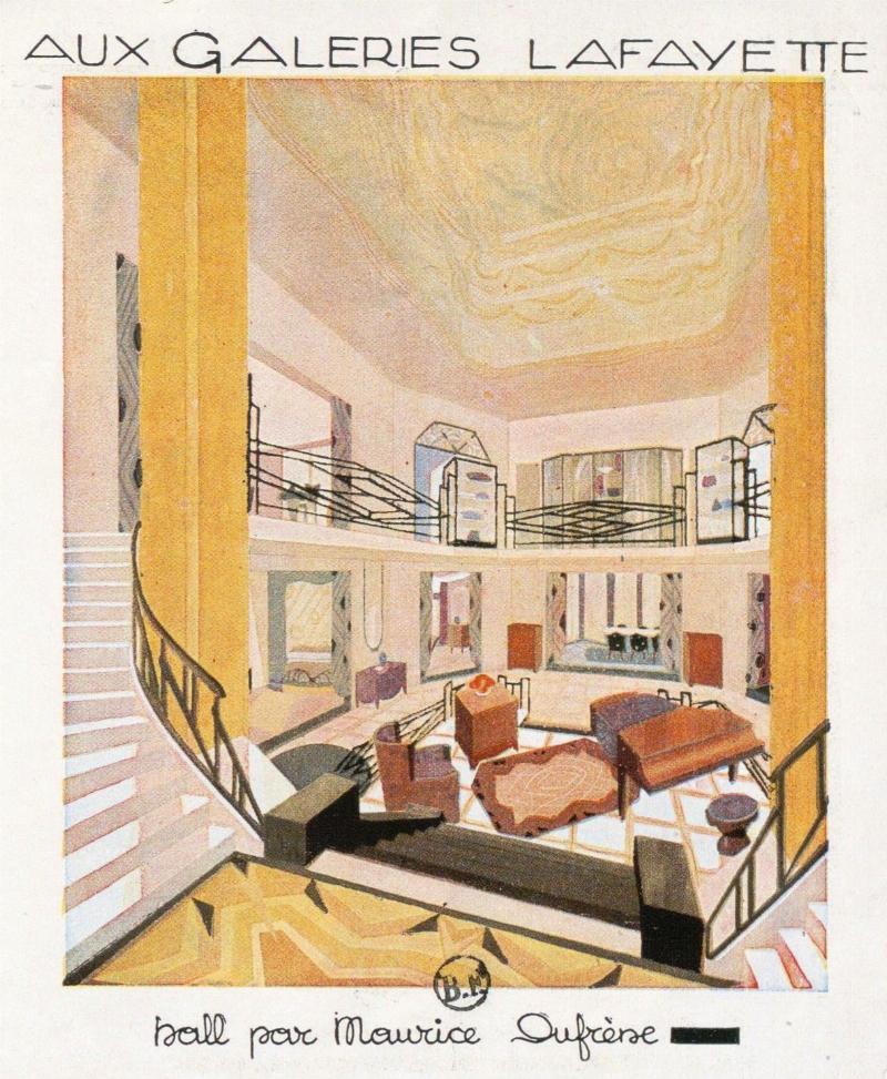 Façade classique de l'architecture Art Déco parisienne, lignes géométriques élégantes