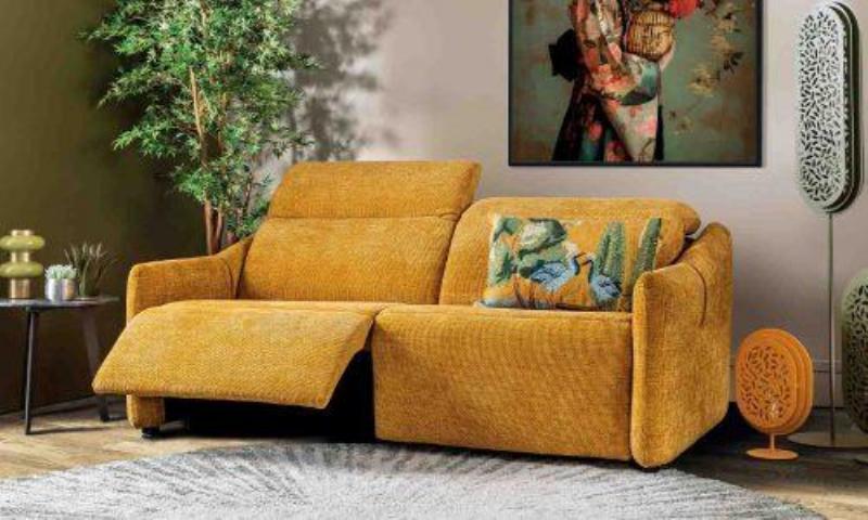 Architecture moderne San Diego, intérieur lumineux, espace ouvert, design épuré