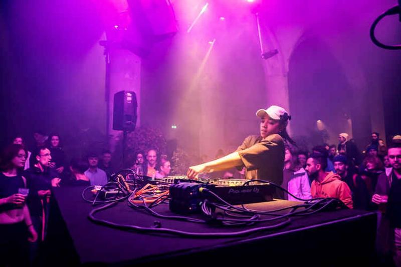 Créations artistiques et développement durable : un atelier d'artiste utilisant des outils écologiques