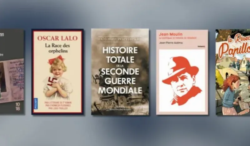 Un groupe d'enfants lisant des livres de classique littérature française jeunesse avec inspiration