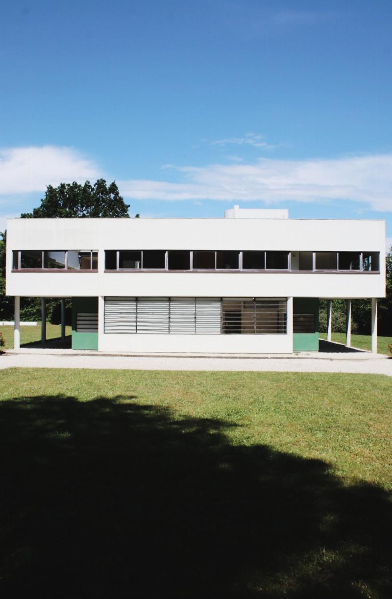 Intérieur Villa Savoye Le Corbusier design épuré