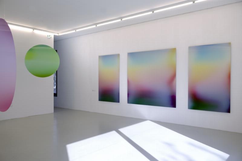 Architecture contemporaine française inspirée par joony art, lumière et espace