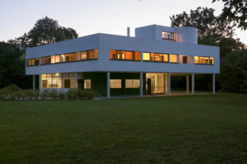 Villa Savoye de Le Corbusier à Poissy, icône de la modernité architecture française