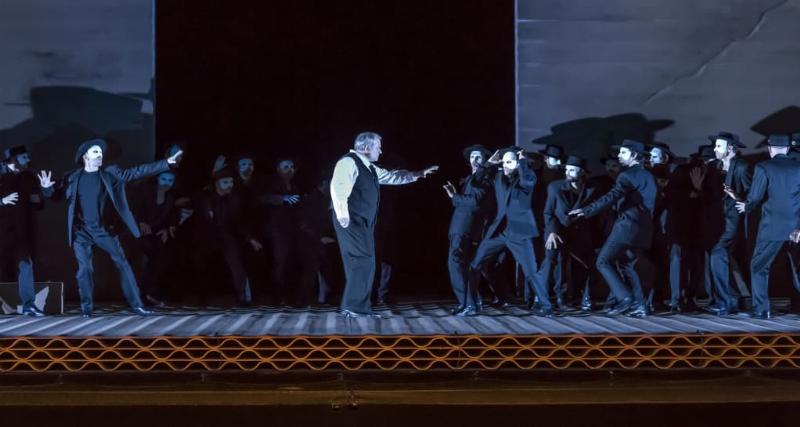 Victor Hugo's Lucrèce Borgia, illustrating the fatal drama of Renaissance Italy with intense emotion.