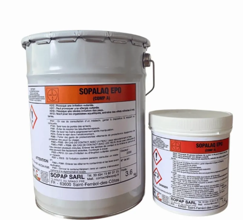 Préparation minutieuse d'un mur pour l'application de peinture époxy, garantissant une finition parfaite et durable à la française.