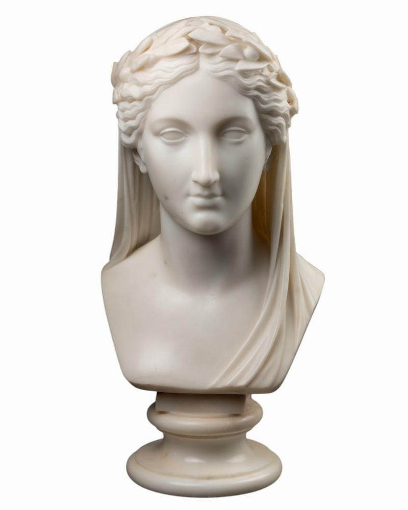 Sculpture buste jeune femme en marbre blanc, style néoclassique, expression sereine et drapés élégants