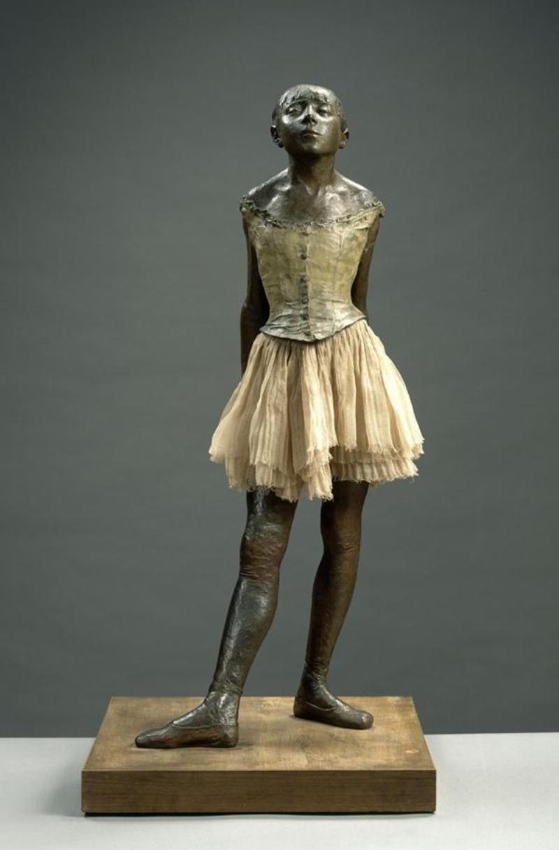 La Petite Danseuse de Degas, une icône de la sculpture impressionniste en bronze