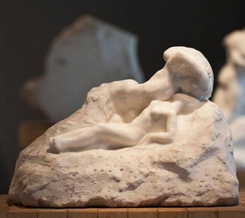 Technique de Rodin: comment il sculpte mains donnant vie