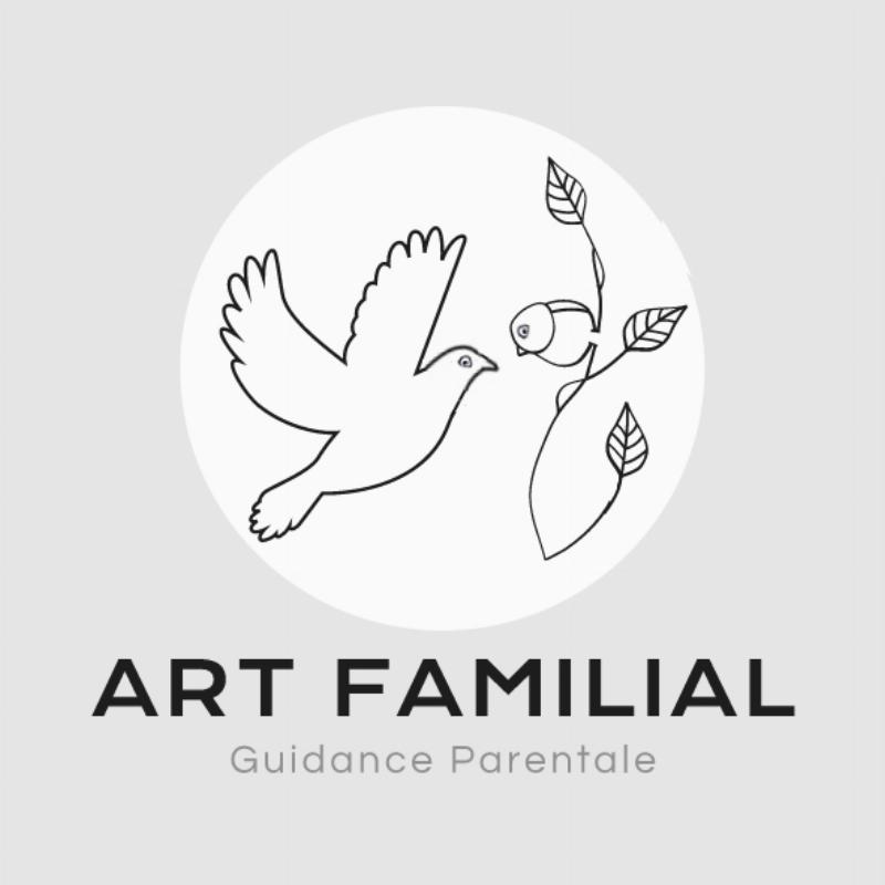 Un grand-père et son petit-enfant riant et jouant ensemble dans un parc ensoleillé, incarnant la joie et la légèreté de l'art d'être grand-père