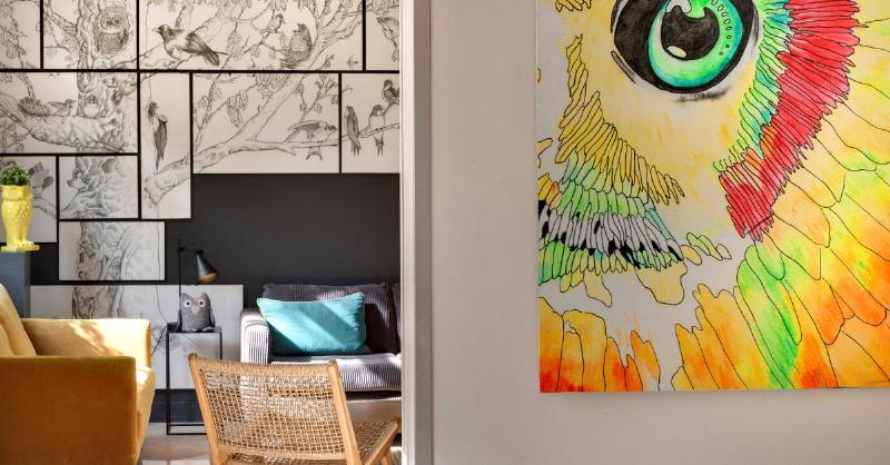 Ambiance authentique d'une station de métro parisienne