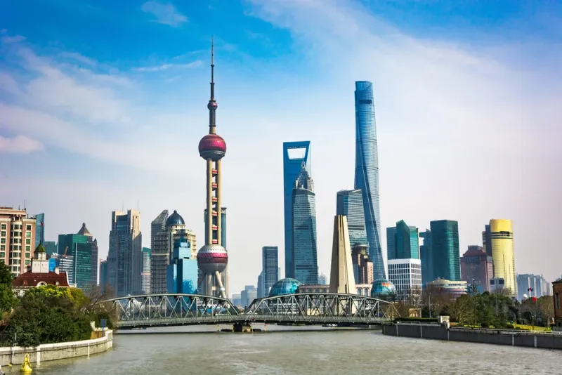 Architecture chinoise moderne et futuriste dans une ville durable et innovante