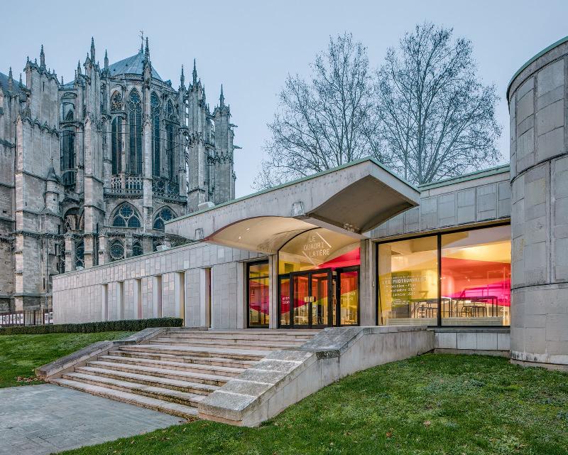 La maison VDL de Neutra, une icône de l'architecture moderne et de l'innovation spatiale à Los Angeles