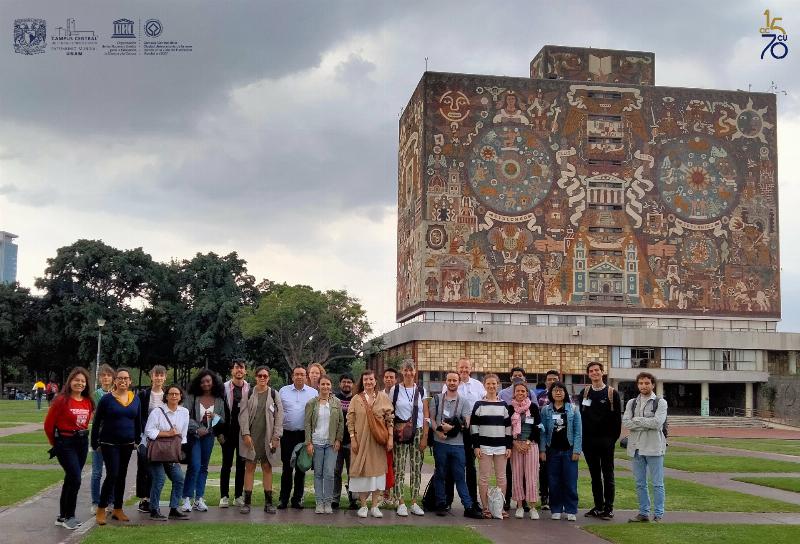 Campus UNAM architecture moderne mexique et murales