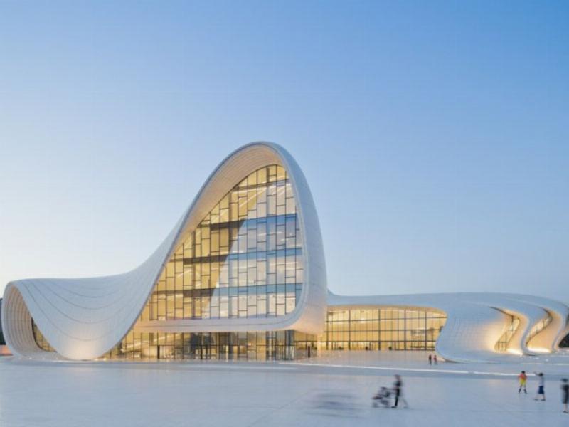 Architecture moderne de Zaha Hadid, centre culturel 