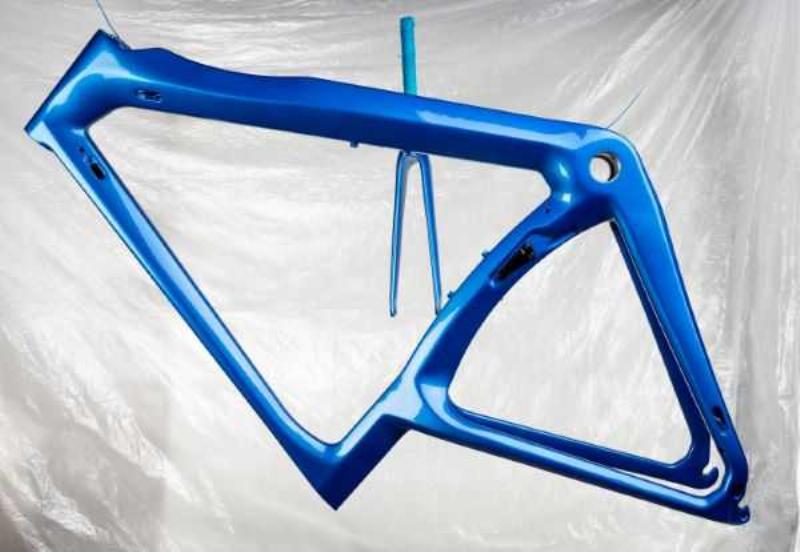 Conseils d'entretien et astuces pour une peinture candy rouge durable et brillante