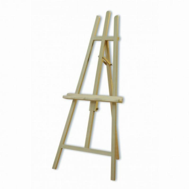 Atelier d'artiste français avec chevalet traditionnel