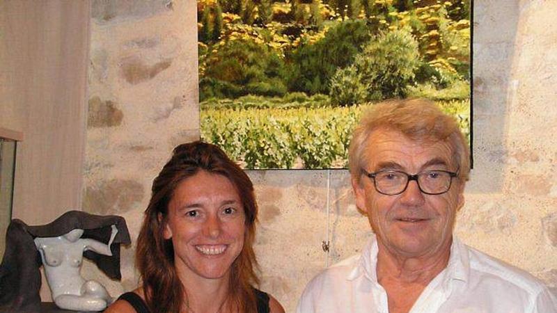 Un artiste peignant un paysage inspiré par la peinture landes