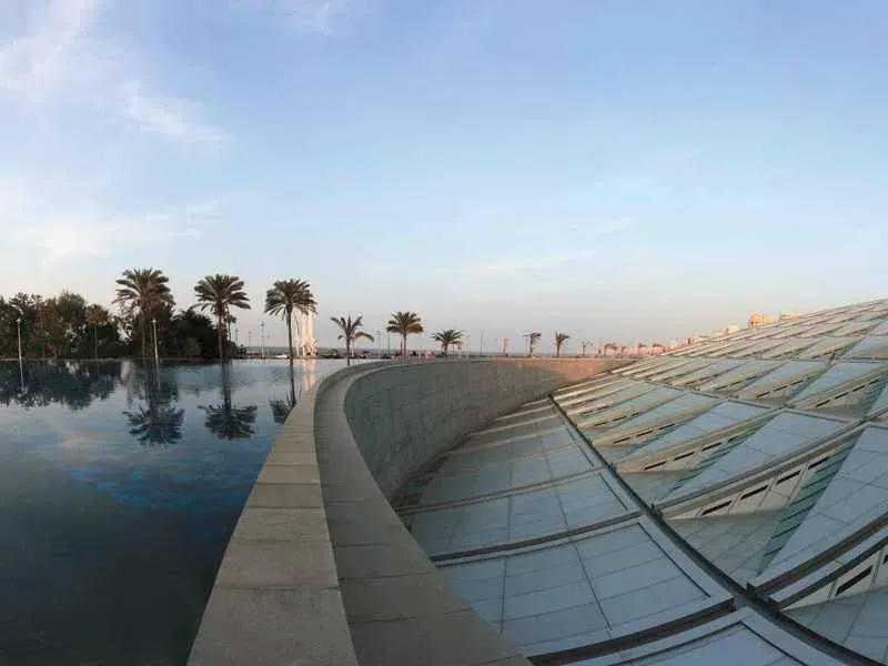 La Bibliothèque d'Alexandrie, un phare de l'architecture égyptienne moderne