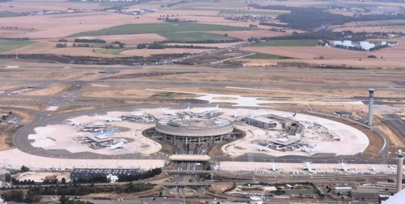 Architecture moderne Bratislava, quartier des affaires, reflets verre