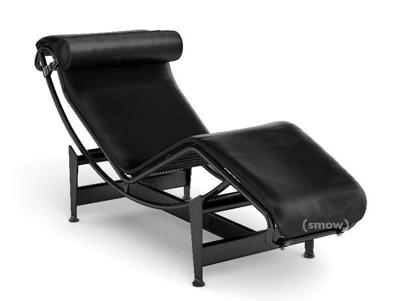 Chaise longue LC4 de Le Corbusier, une icône du design moderne avec des matériaux industriels et nobles.