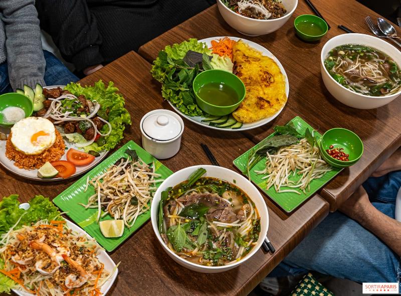 Façade typique d'un bistro parisien abordable près de Notre Dame, reflet de l'authenticité culinaire