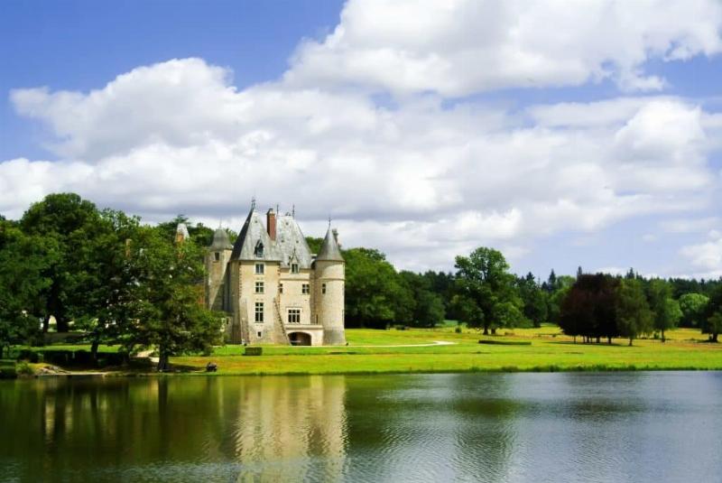 Le rêve d'acquérir le Château de Versailles symbolisant l'histoire et la grandeur de la France