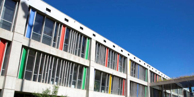Vue aérienne du complexe Le Corbusier à Firminy, patrimoine mondial UNESCO