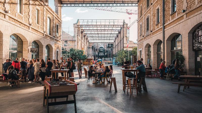 L'écosystème Darwin à Bordeaux, exemple d'architecture industrielle reconvertie et durable