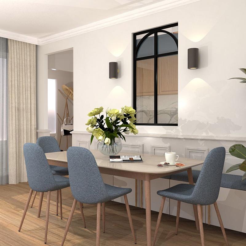 Décoration intérieure blanche dans un style français avec une lumière naturelle éclatante