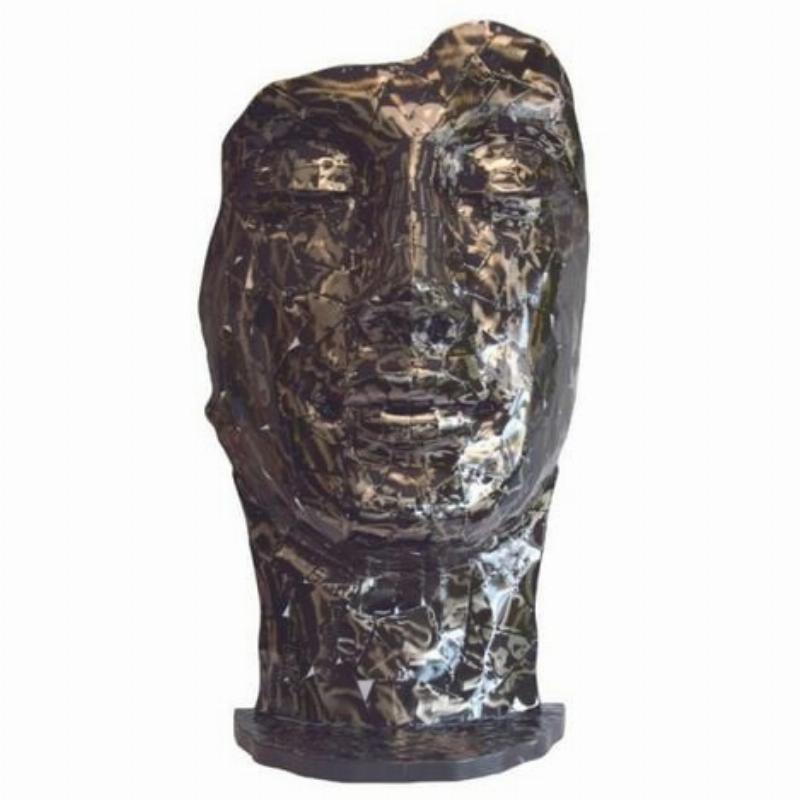 Statue dragon extérieur contemporaine en métal, intégrée à un design paysager moderne