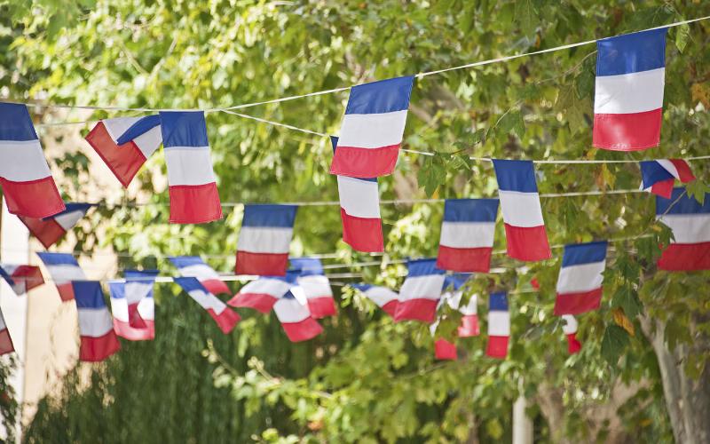 Célébration de la Fête Nationale Française à Paris, un événement clé du calendrier