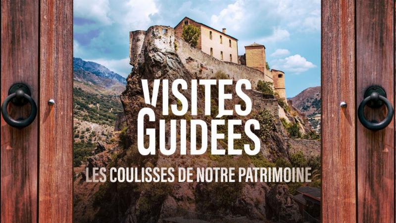 La Galerie des Glaces, chef-d'œuvre de l'histoire des arts au Château de Versailles, baignée de lumière royale et reflétant le faste français