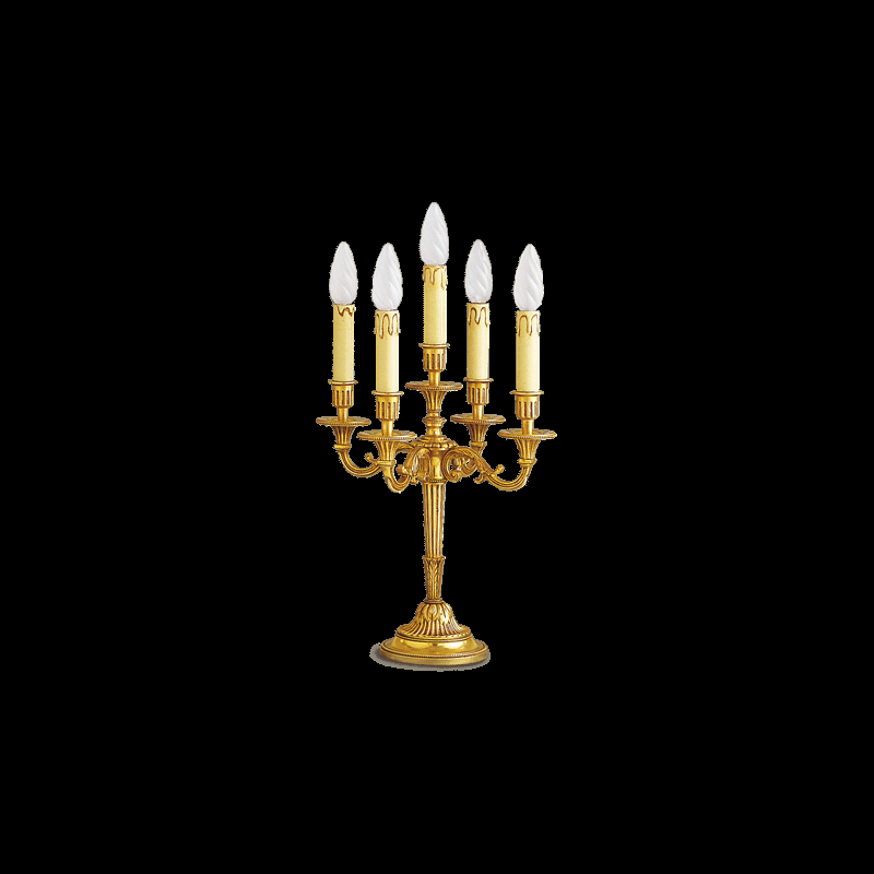 L'histoire de la peinture couleur laiton dans le design intérieur français, évoquant l'élégance intemporelle et l'art de vivre à la française.