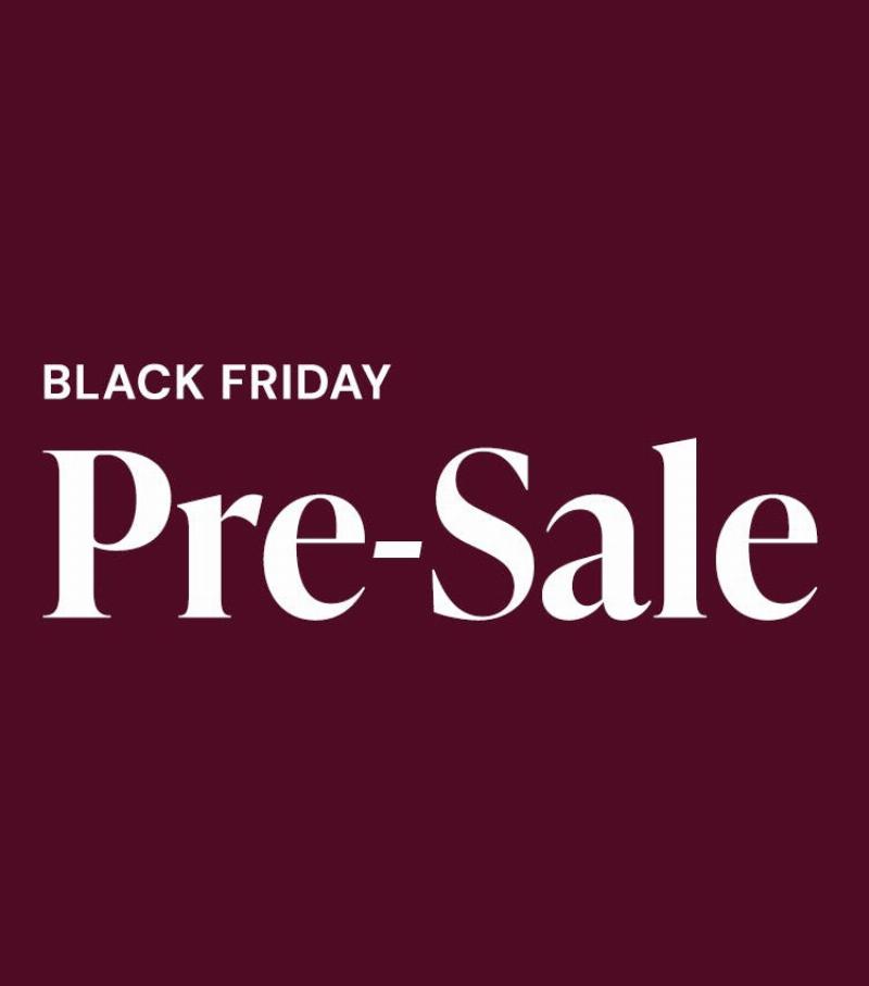 Intérieur design français avec un poster architecture moderne encadré