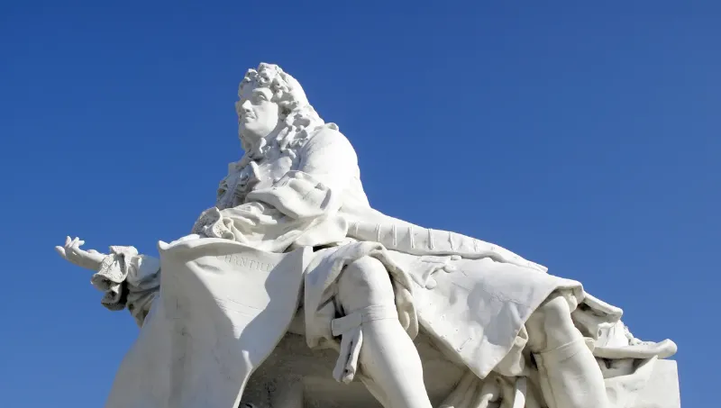 Magnificence des jardins à la française de Versailles