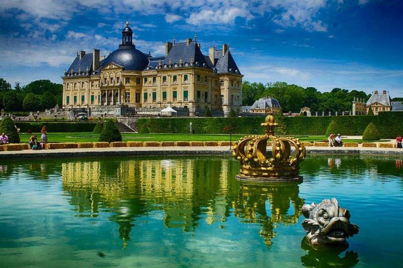 La majesté des jardins d'André Le Nôtre à Versailles, un chef-d'œuvre de l'art paysager français
