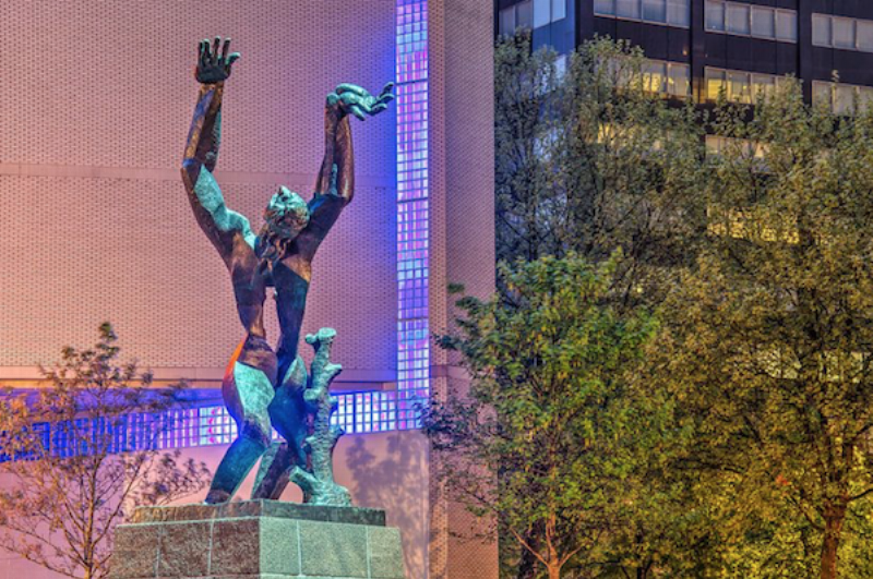 La Ville détruite Ossip Zadkine Rotterdam monument puissant