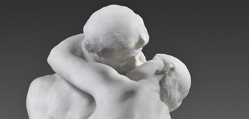 Le Baiser d'Auguste Rodin : Symbolisme et sensualité dans l'œuvre du maître