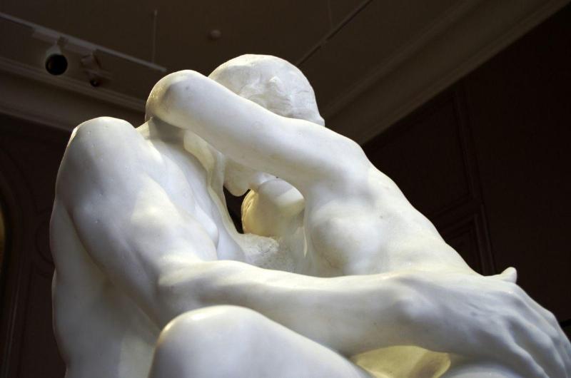 Le Baiser d'Auguste Rodin, sculpture en marbre de passion éternelle, chefs-d'œuvre