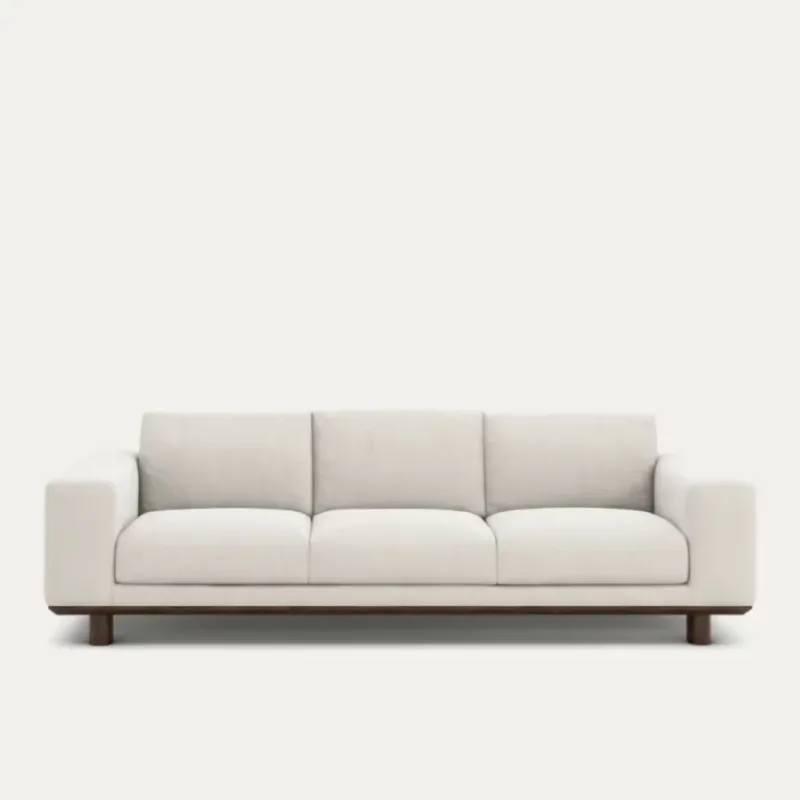 Fauteuil LC3 Grand Modèle de Le Corbusier avec un design industriel épuré et des coussins moelleux