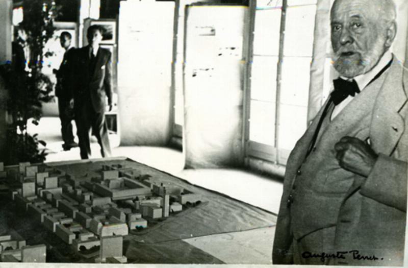 Le Corbusier Le Havre: Vue panoramique du centre-ville reconstruit, chef-d'œuvre architectural de l'après-guerre