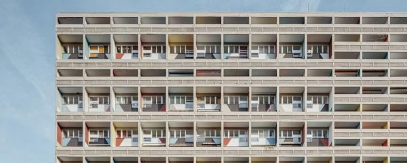 Impact du Modulor Le Corbusier sur le design intérieur et l'ergonomie française