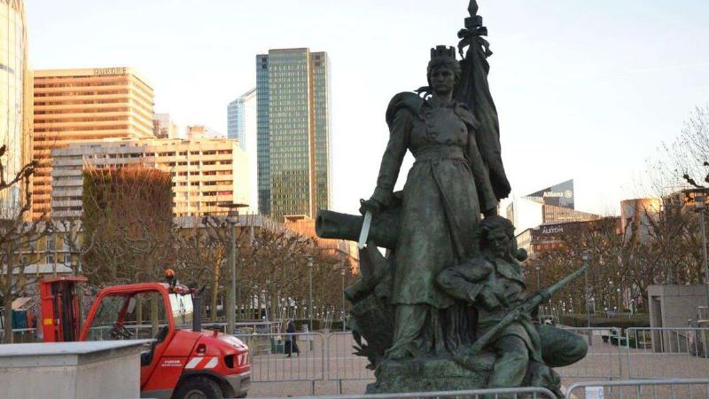 LEGO Architecture Grande Arche de la Défense, un modèle du monument moderne parisien 