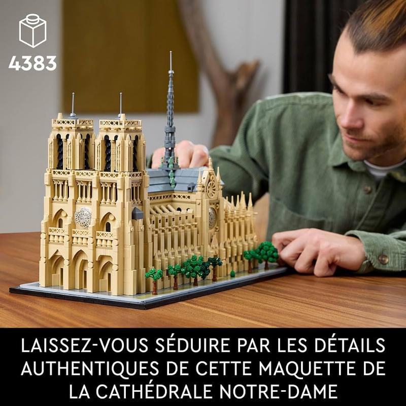 Détails architecturaux de la maquette LEGO Notre-Dame de Paris 2024