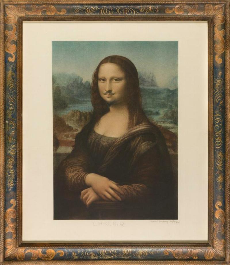 Marcel Duchamps L.H.O.O.Q., parodie de la Joconde avec une moustache et un bouc.