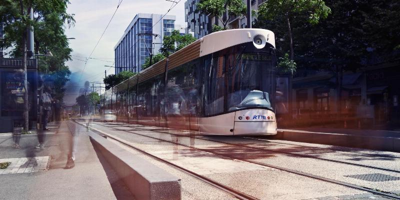 Vue aérienne des quartiers modernes d'Euroméditerranée à Marseille
