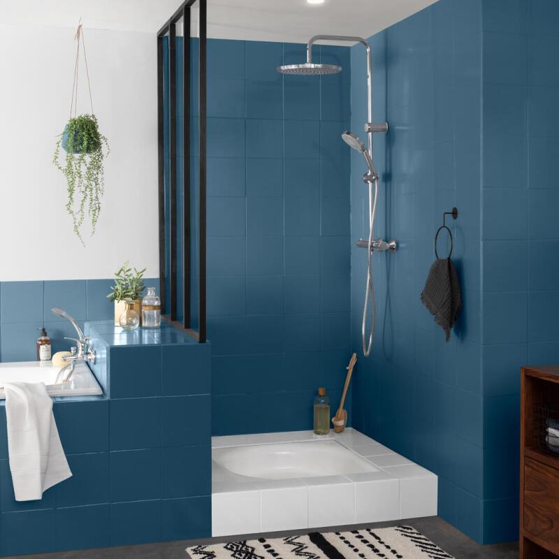 Matériaux essentiels pour peinture carrelage murale, outils de qualité française pour rénovation