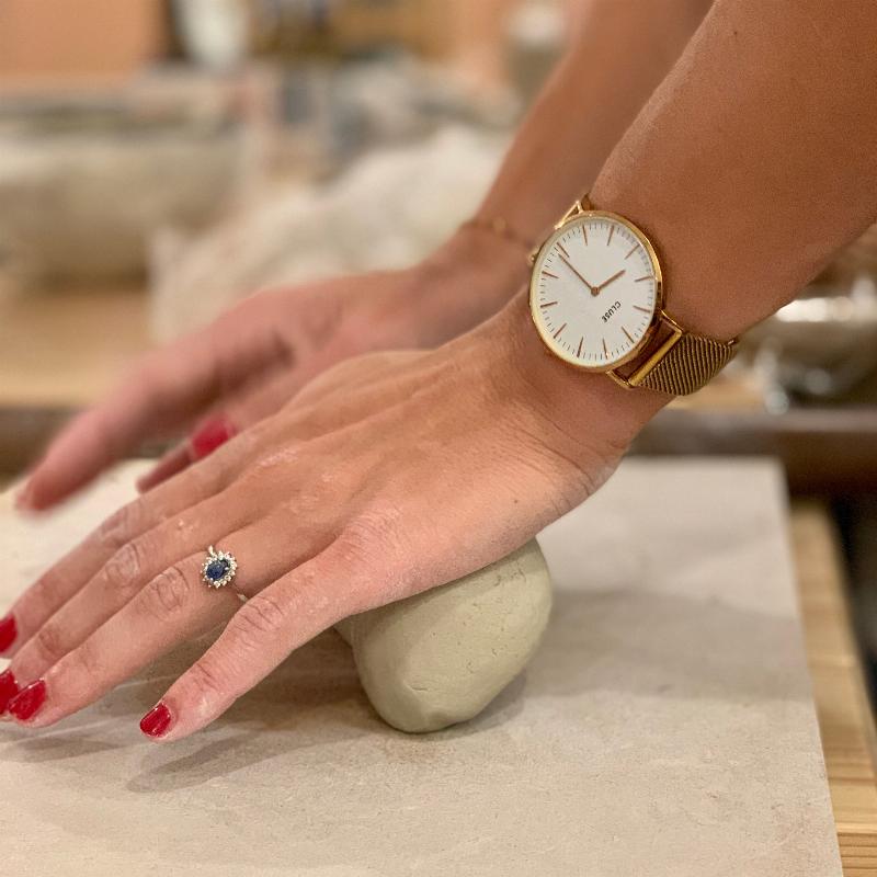 Matériel essentiel pour la peinture sur faïence et céramique pour des créations uniques et personnalisées