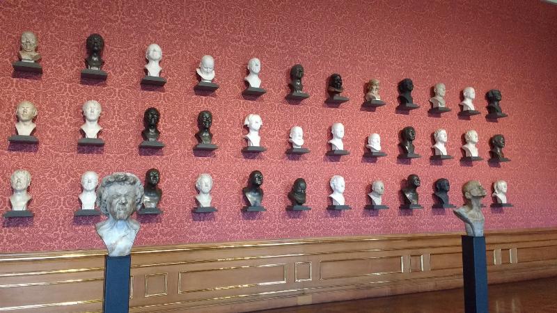 Expression intense d'une tête de caractère de Messerschmidt